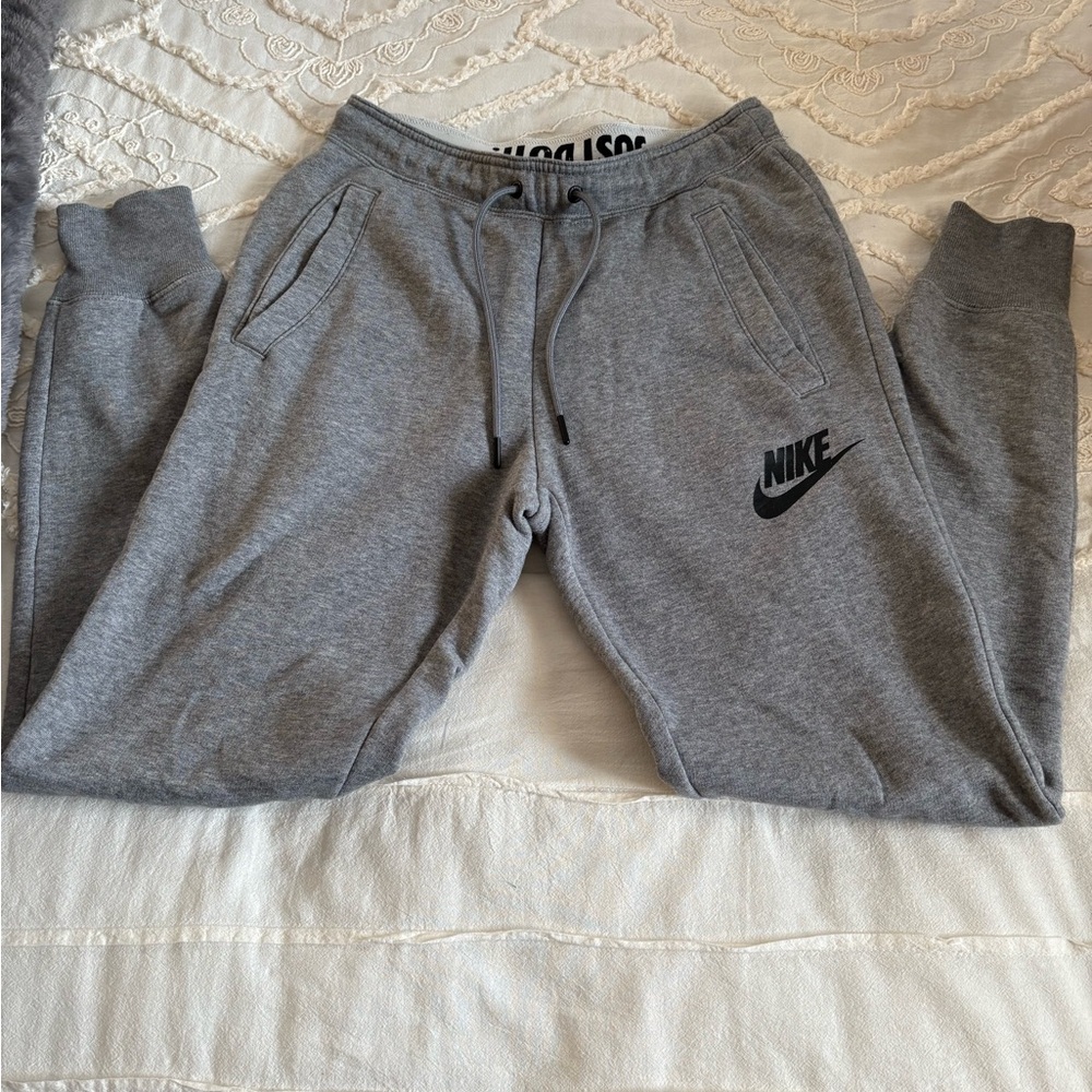 Nike womens Gray Sweatpants